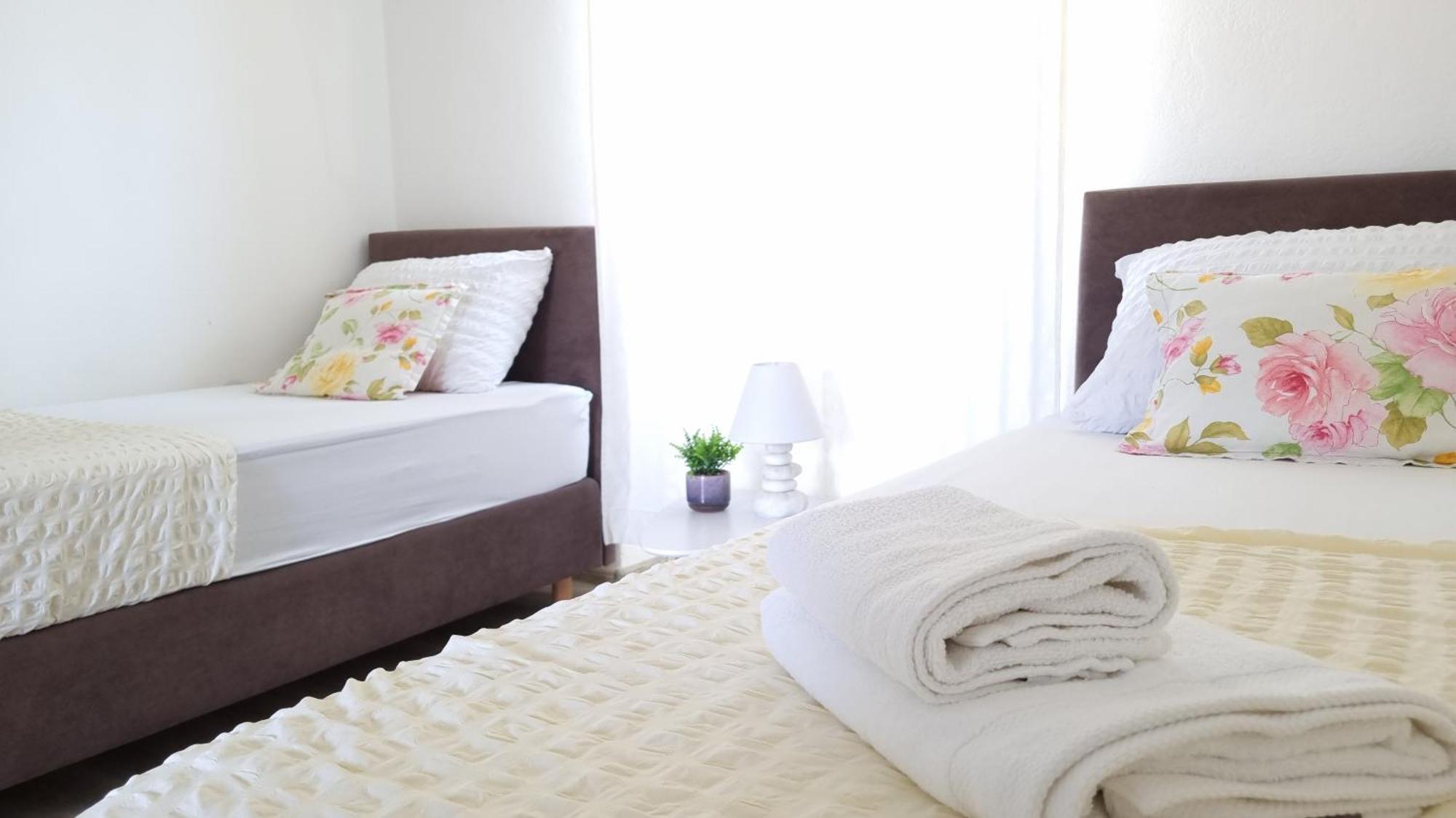 Apartments Skoljka يزيرا المظهر الخارجي الصورة