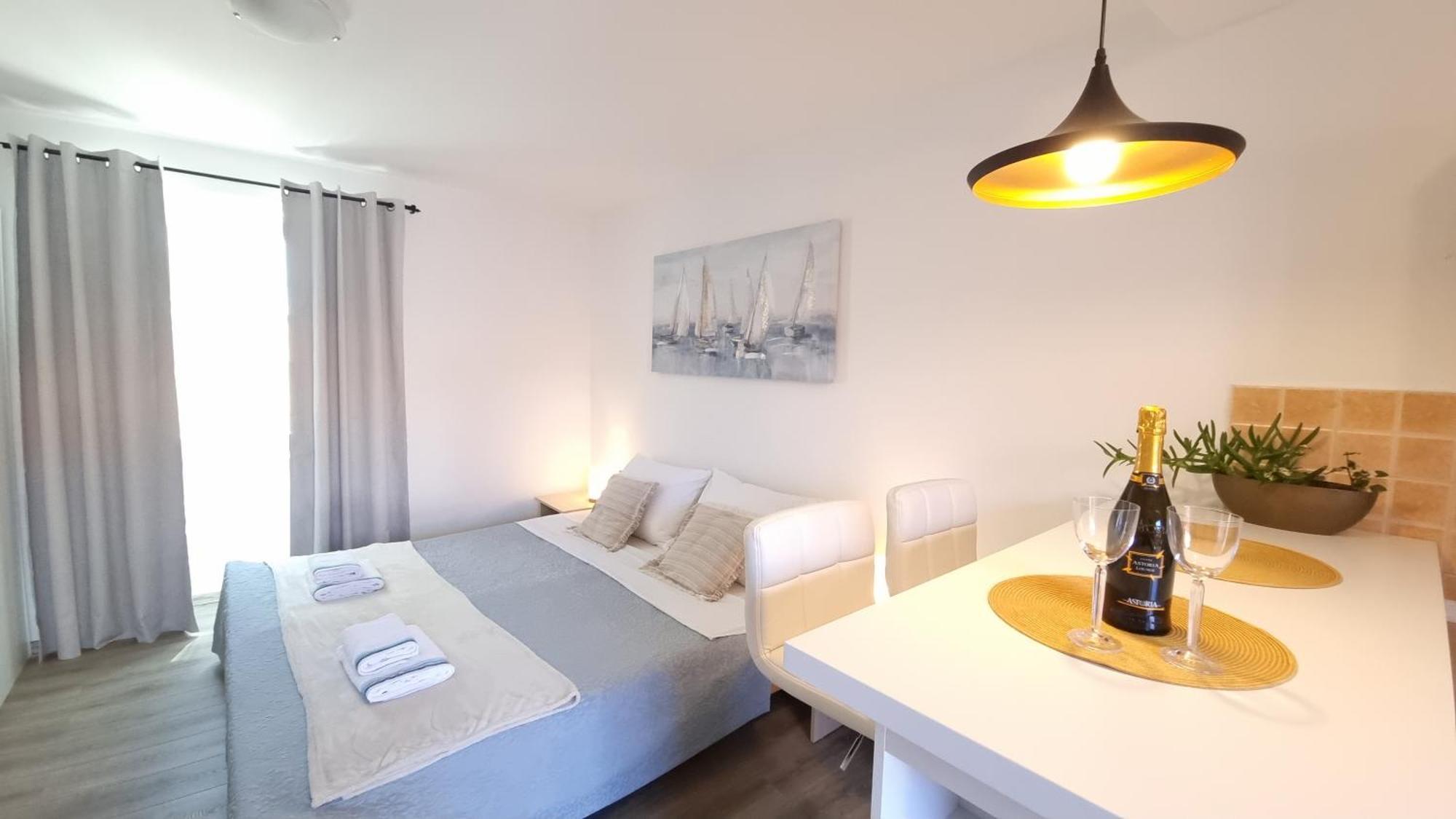 Apartments Skoljka يزيرا المظهر الخارجي الصورة