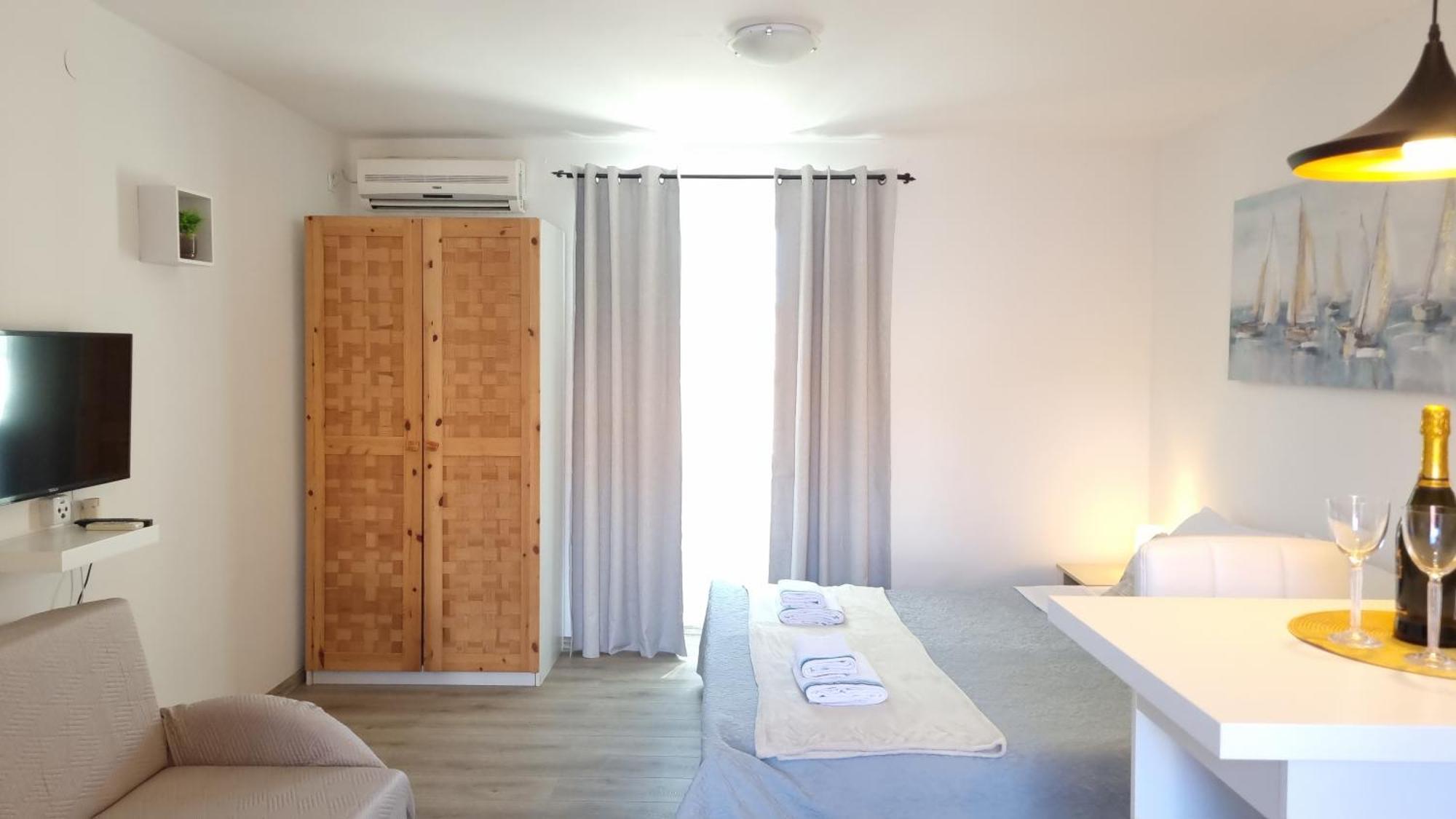 Apartments Skoljka يزيرا المظهر الخارجي الصورة